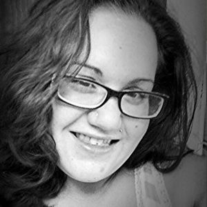 Meet your Posher, Cassandra